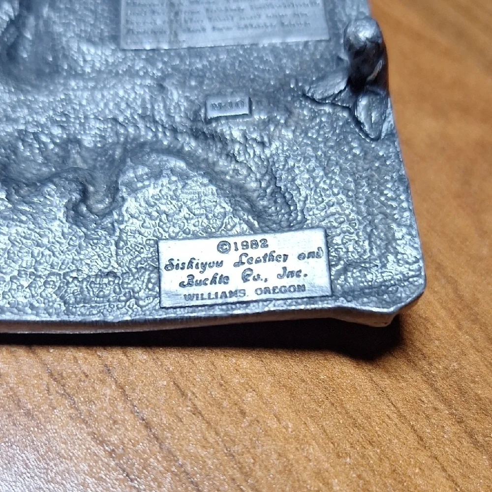 Silver Rustic Frontier Belt Buckle